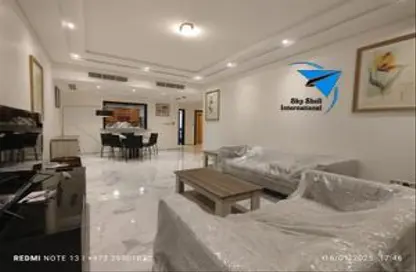 Apartment - 2 Bedrooms - 2 Bathrooms for rent in Sanabis - Manama - Capital Governorate