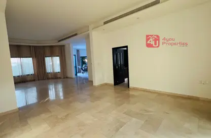 Villa - 5 Bedrooms - 5 Bathrooms for rent in Saar - Northern Governorate