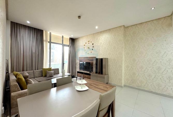 983682 - Property Image 2