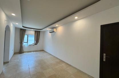 Apartment - 2 Bedrooms - 2 Bathrooms for rent in Hidd - Muharraq Governorate