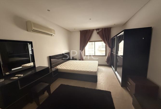 979694 - Property Image 3