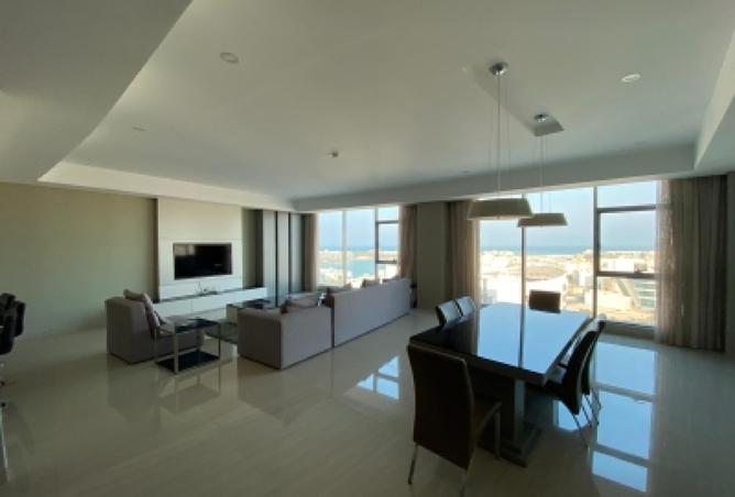 985667 - Property Image 2