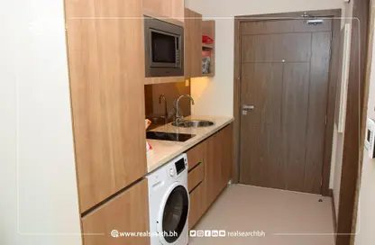 Kitchen image for: Apartment - 1 Bathroom for sale in Busaiteen - Muharraq Governorate, Image 1