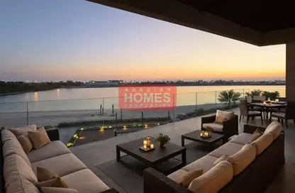 فيلا - 4 غرف نوم - 5 حمامات للايجار في شارع أمواج - أمواج - المحرق