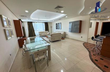 Apartment - 4 Bedrooms - 4 Bathrooms for rent in Al Juffair - Capital Governorate