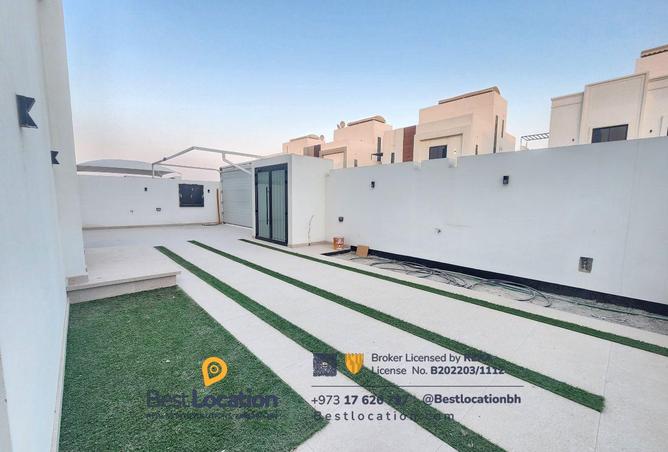951564 - Property Image 2
