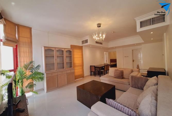 958417 - Property Image 2