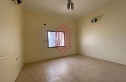 Apartment - 2 Bedrooms - 2 Bathrooms for rent in Bu Quwah - Northern Governorate