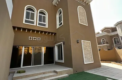 فيلا - 4 غرف نوم - 4 حمامات للبيع في الجنبية - المحافظة الشمالية