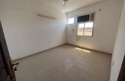 Apartment - 2 Bedrooms - 1 Bathroom for rent in Hoora - Capital Governorate