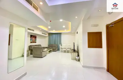 Apartment - 2 Bedrooms - 2 Bathrooms for rent in Seef - Capital Governorate