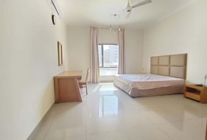 841516 - Property Image 2