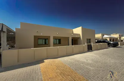 مجمع سكني - 3 غرف نوم - 2 حمامات للايجار في السلمانية - المنامة - محافظة العاصمة