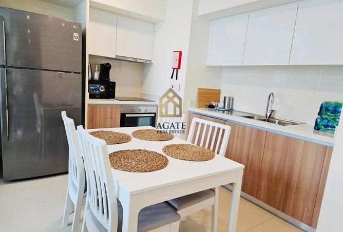 977831 - Property Image 2