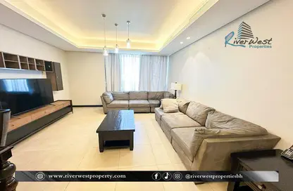 Apartment - 2 Bedrooms - 2 Bathrooms for rent in Al Juffair - Capital Governorate