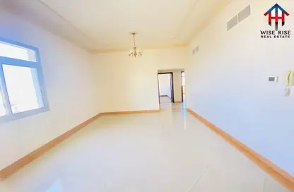 Empty Room image for: Apartment - 2 Bedrooms - 2 Bathrooms for rent in Bu Ghazal - Manama - Capital Governorate, Image 1