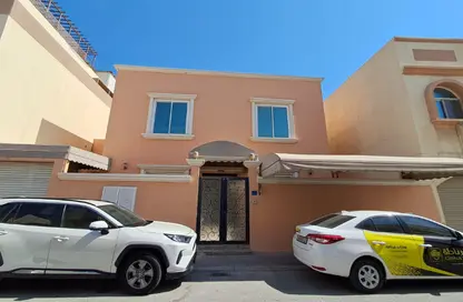 Villa - 4 Bedrooms - 4 Bathrooms for rent in Galali - Muharraq Governorate