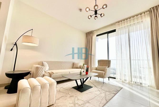 989597 - Property Image 2