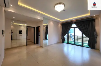 Apartment - 3 Bedrooms - 3 Bathrooms for rent in Hidd - Muharraq Governorate