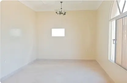 Apartment - 2 Bedrooms - 2 Bathrooms for rent in Muharraq - Muharraq Governorate