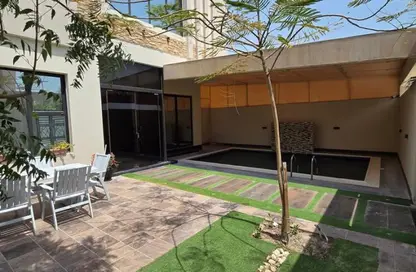 فيلا - 5 غرف نوم - 8 حمامات للبيع في جو - المحافظة الجنوبية