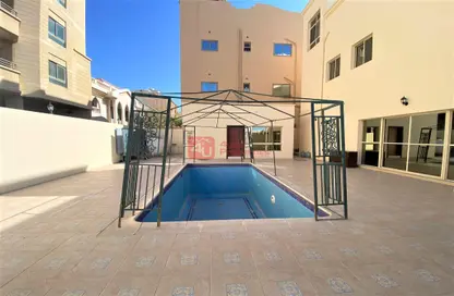 Villa - 4 Bedrooms - 4 Bathrooms for rent in Zinj - Manama - Capital Governorate