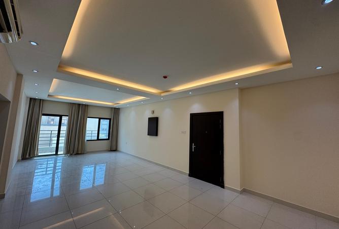 956535 - Property Main Image