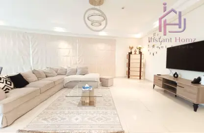 Apartment - 3 Bedrooms - 3 Bathrooms for rent in Amwaj Avenue - Amwaj Islands - Muharraq Governorate