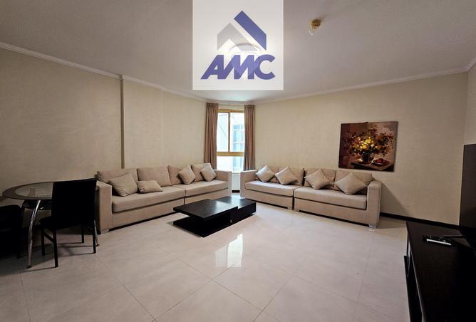 958457 - Property Image 2