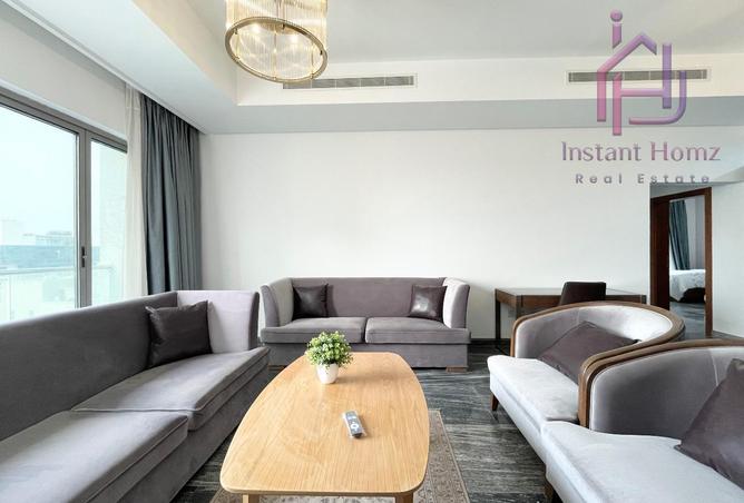 985609 - Property Image 2