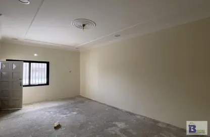 Villa - 7 Bedrooms - 5 Bathrooms for sale in Isa Town - Central Governorate