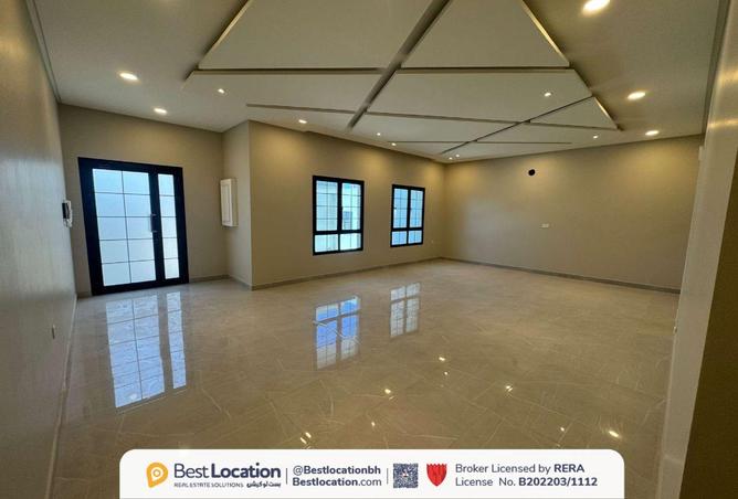 940809 - Property Image 2