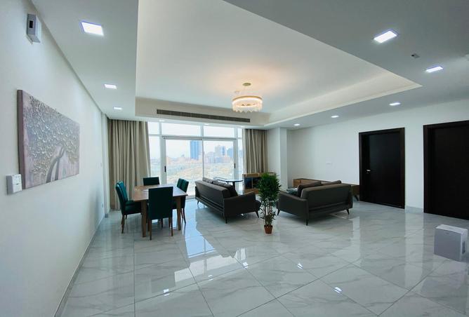 975876 - Property Image 2