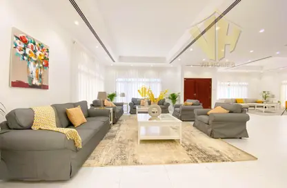 Villa - 4 Bedrooms - 5 Bathrooms for rent in Saar - Northern Governorate