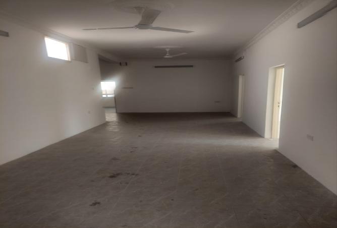 987979 - Property Image 2