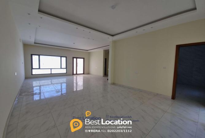 904404 - Property Image 3