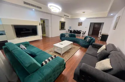 Apartment - 3 Bedrooms - 5 Bathrooms for rent in Al Juffair - Capital Governorate
