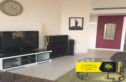 Apartment - 2 Bedrooms - 2 Bathrooms for sale in Sanabis - Manama - Capital Governorate
