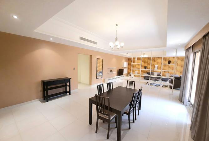 963241 - Property Image 3