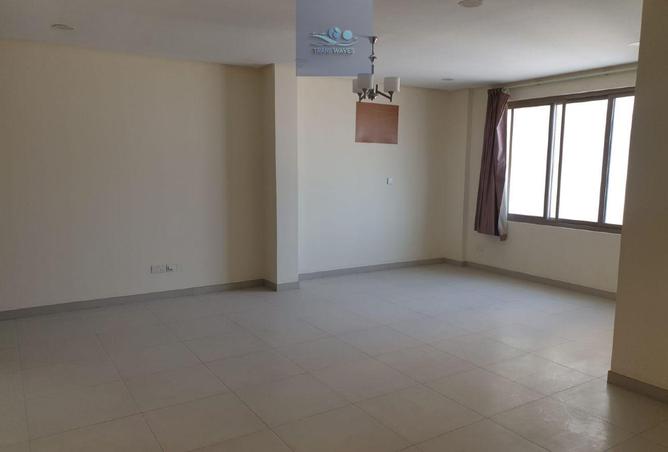 975609 - Property Image 3