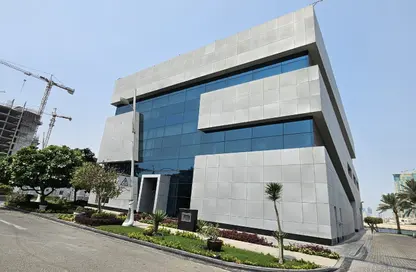 Whole Building - Studio - 7+ Bathrooms for rent in Reef Island - Capital Governorate