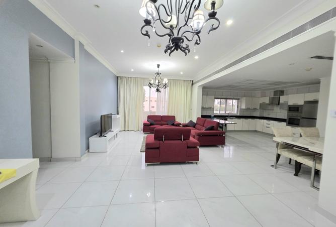 980337 - Property Image 2