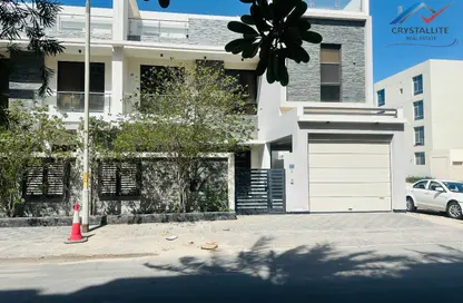 Villa - 4 Bedrooms - 5 Bathrooms for rent in Saar - Northern Governorate