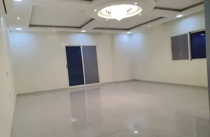 Empty Room image for: Apartment - 3 Bedrooms - 5 Bathrooms for sale in Hidd - Muharraq Governorate, Image 1