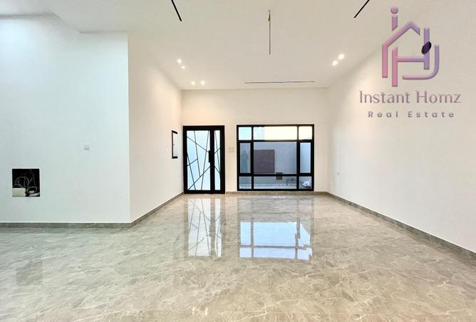 988532 - Property Main Image