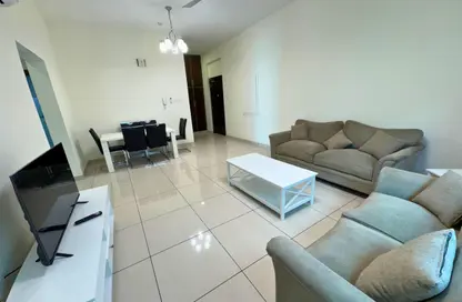 Apartment - 2 Bedrooms - 2 Bathrooms for rent in Al Juffair - Capital Governorate