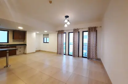 Apartment - 2 Bedrooms - 2 Bathrooms for rent in Hidd - Muharraq Governorate Apartment - 2 Bedrooms - 2 Bathrooms for rent in Hidd - Muharraq Governorate