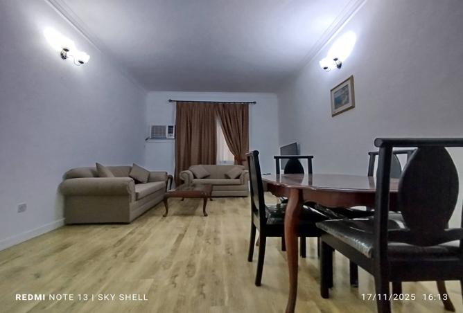 972526 - Property Image 2