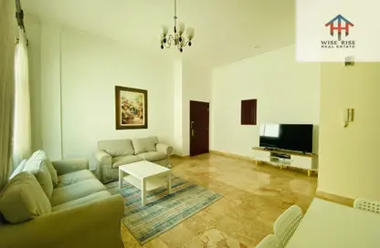 Apartment - 2 Bedrooms - 2 Bathrooms for rent in Zinj - Manama - Capital Governorate