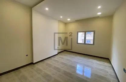 شقة - 3 غرف نوم - 3 حمامات للبيع في الحد - المحرق